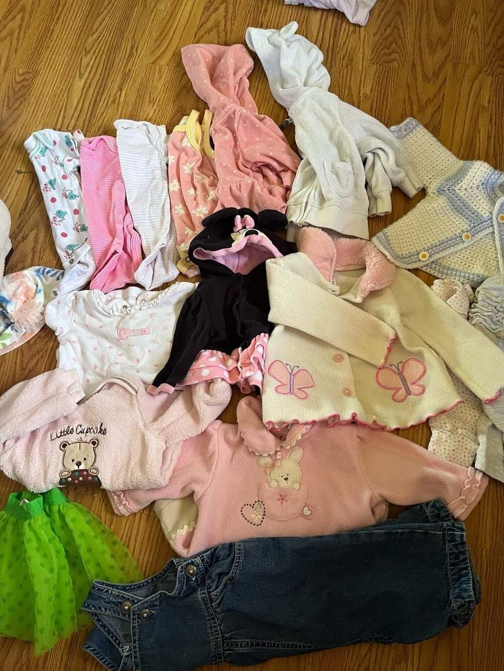 Baby Girl Mixed Clothing Bundle 0-6months 17 pieces